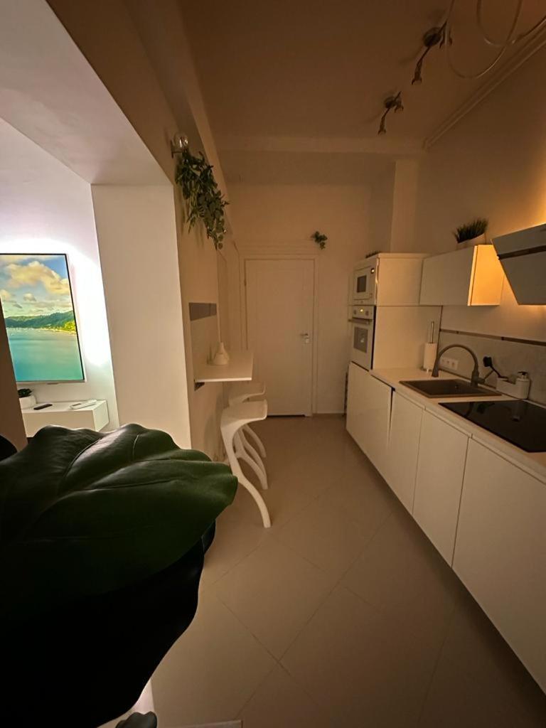 Salt Inn Apartments No 2 - Jacuzzi Vělička Exteriér fotografie